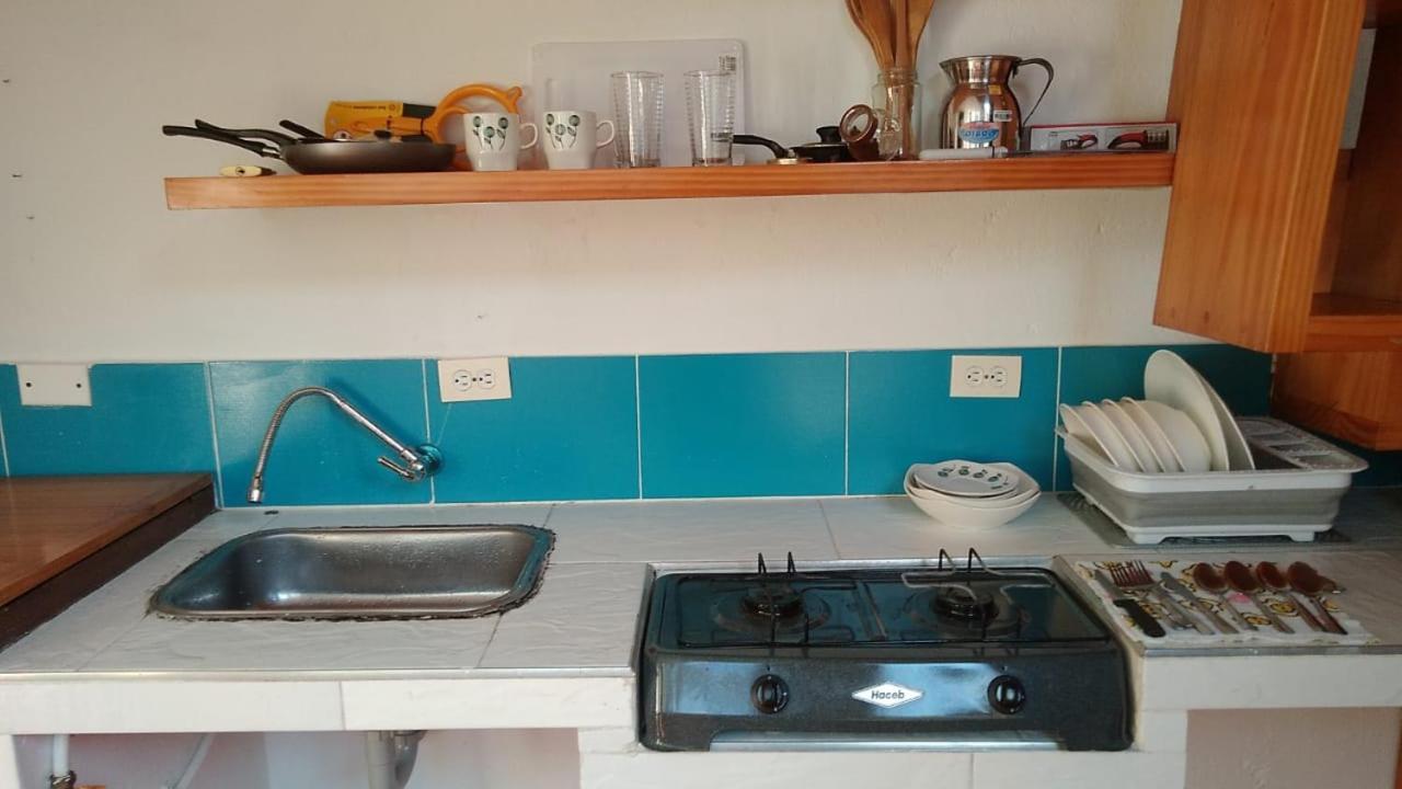 Parrot House San Antonio Apartment Кали Екстериор снимка